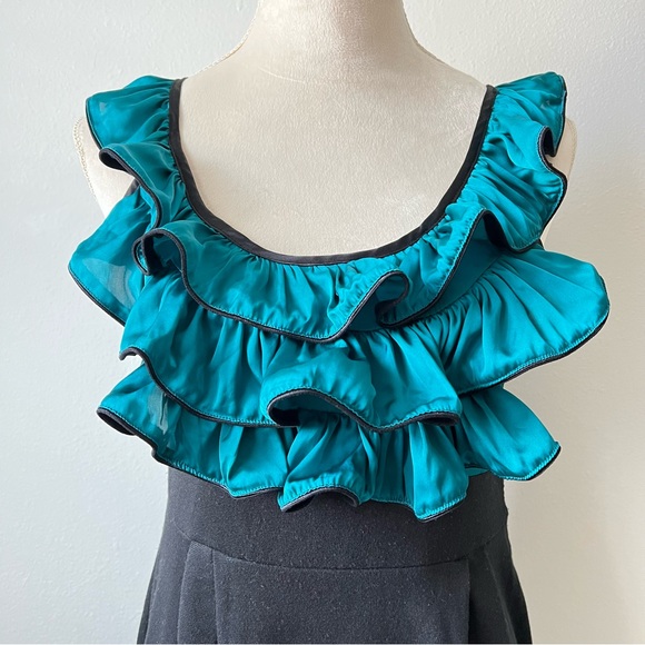 Freeway Black & Green Ruffle Sheath Dress for Women - Picture 2 of 4